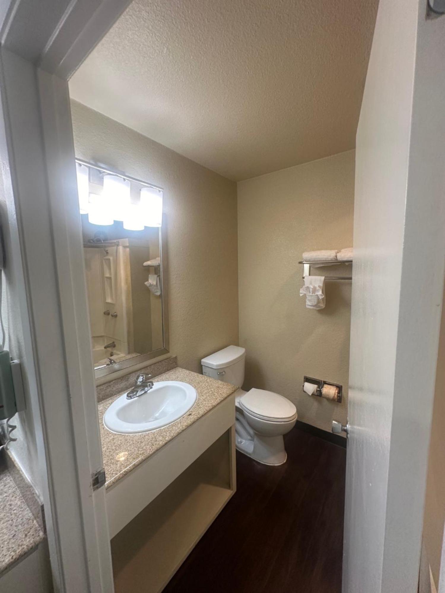 Best Western Heritage Inn Вакавил Екстериор снимка
